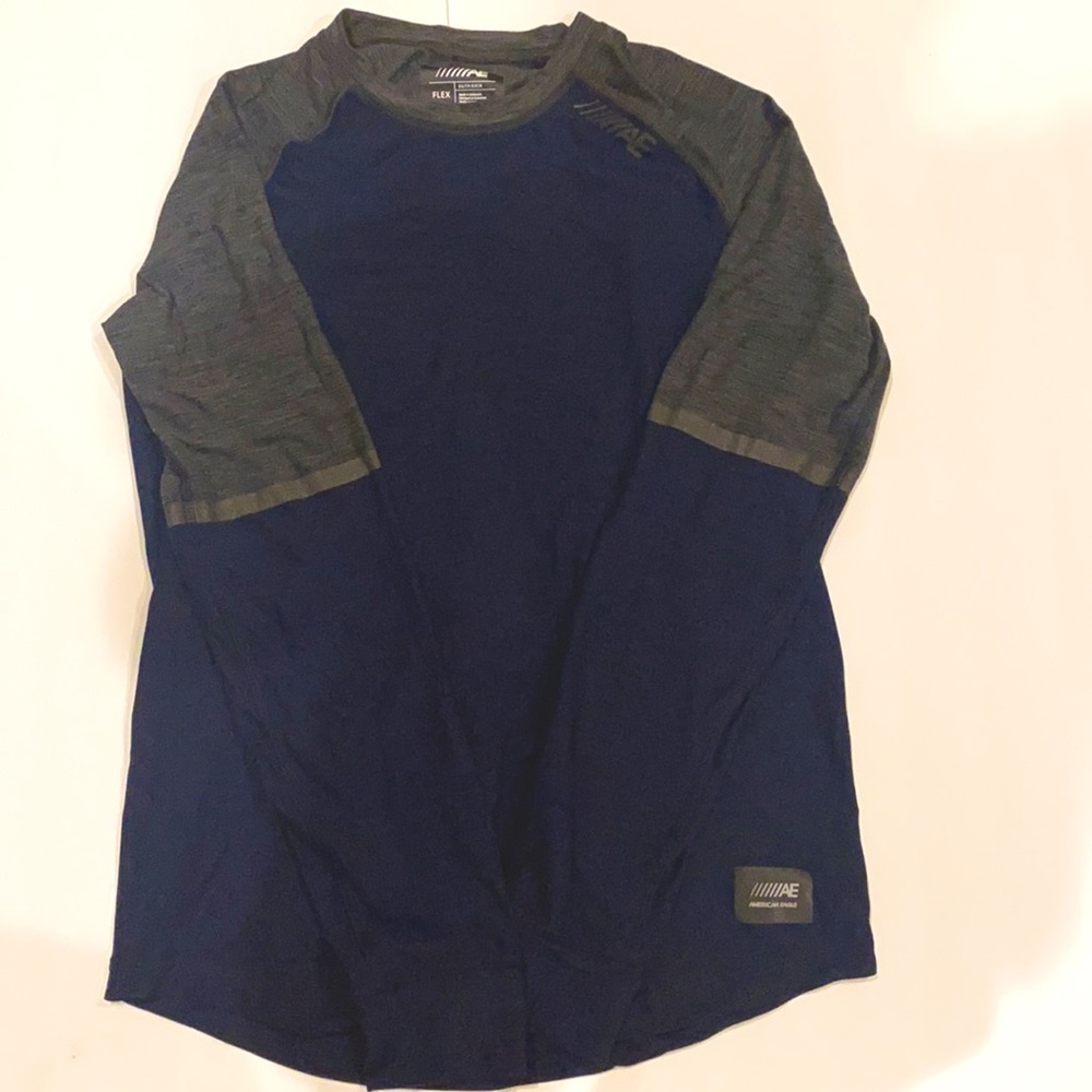 Men’s xs never worn long sleeve shirt